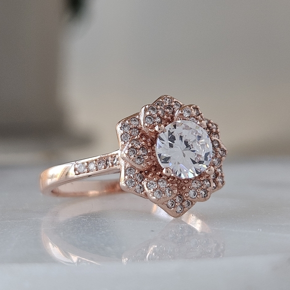 18k Rose Gold Flower ring, 925 Sterling Silver Floral Collection Charmed Aroma - Picture 4 of 10
